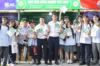 dafabet link viện Nông nghiệp Việt Nam tham gia Ngày hội tuyển sinh khối ngành Khoa dafabet link và Công nghệ năm 2025