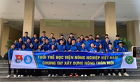 Hành trình kết nối cộng đồng và vun đắp tương lai của đội sinh viên tình nguyện khoa Tài nguyên và Môi trường
