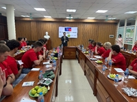 Học viện Nông nghiệp Việt Nam tăng cường trao đổi học thuật với Đại học Tasmania Úc