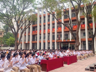 Giúp học sinh sớm định hình con đường nghề nghiệp