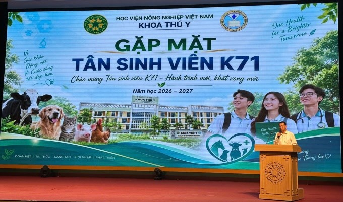 Khoa Thú y tổ chức gặp mặt tân sinh viên k71: Khởi đầu hành trình mới, kết nối tương lai