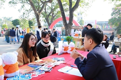 Học viện Nông nghiệp Việt Nam tham gia Ngày hội tư vấn tuyển sinh - hướng nghiệp năm 2026 tại Trường THPT Cao Bá Quát - Gia Lâm