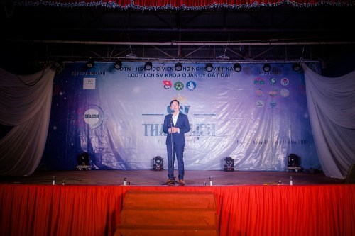 PGS.TS Trần Trọng Phương phát biểu khai mạc chương trình sinh viên thanh lịch
