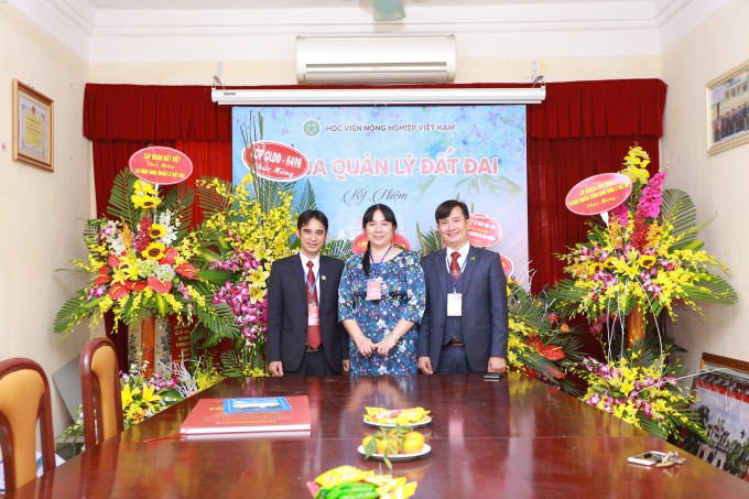 KỶ NIỆM 40 NĂM THÀNH LẬP KHOA