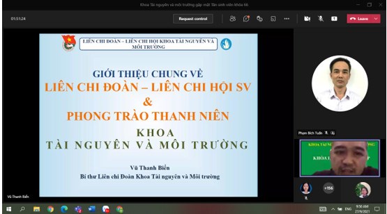 ThS. Vũ Thanh Biển giới thiệu về hoạt động đoàn đội