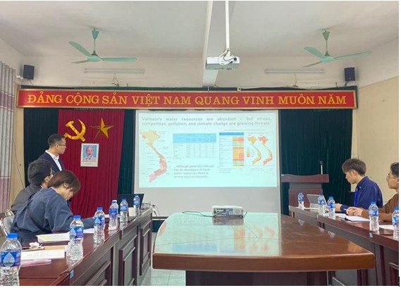 TS. Ngô Thanh Sơn trình bày nghiên cứu tại Ninh Thuận