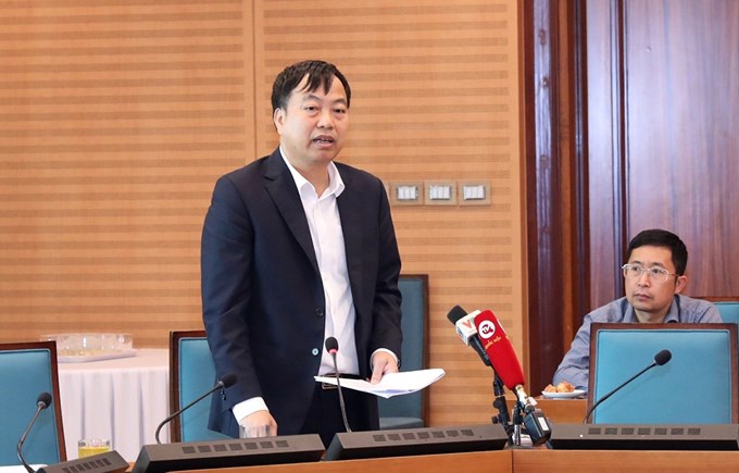 Phó Chủ tịch UBND huyện Đan Phượng Nguyễn Thạc Hùng nêu ý kiến.