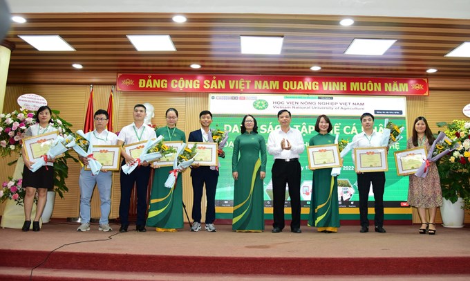 Học viện Nông nghiệp Việt Nam cần tuyển 100 nhân sự nghiên cứu, giảng dạy trong giai đoạn 2023 - 2025. Ảnh: VNUA.