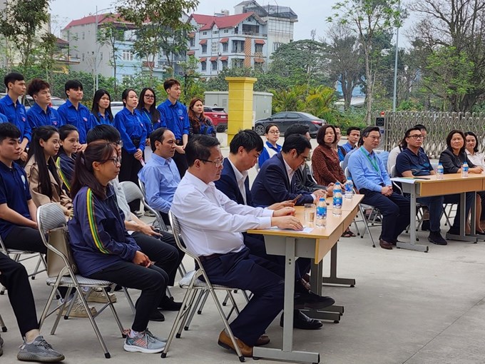 Lãnh đạo Học viện Nông nghiệp Việt Nam cùng đại diện các đơn vị của Học viện tham dự chương trình