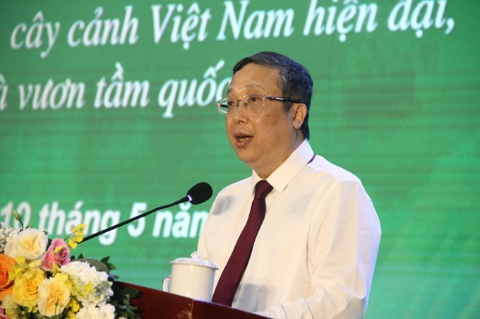 Thứ trưởng Bộ Nông nghiệp và Môi trường Hoàng Trung phát biểu tại sự kiện.