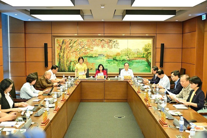 Quang cảnh phiên thảo luận tại Tổ 1