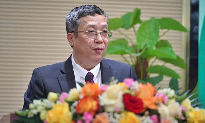 Thứ trưởng Bộ Nông nghiệp và Môi trường Hoàng Trung phát biểu tại buổi làm việc.