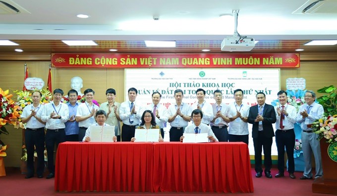 Thứ trưởng Lê Minh Ngân tại Hội thảo Quản lý đất đai toàn quốc lần thứ nhất ở Học viên