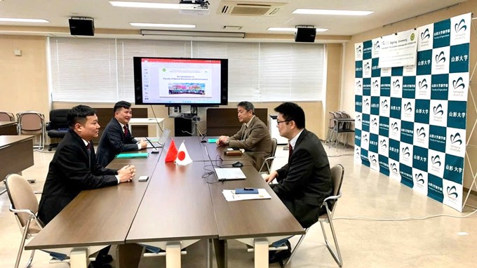 Ký kết hợp tác ghi nhớ giữa khoa Tài nguyên và Môi trường với khoa Nông nghiệp, Đại học Yamagata Nhật Bản (tháng 3/2023)