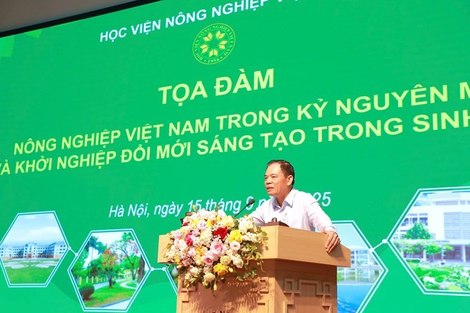 TS. Nguyễn Xuân Cường - nguyên Ủy viên Ban Chấp hành Trung ương Đảng, nguyên Bộ trưởng Bộ Nông nghiệp và Phát triển nông thôn, Cố vấn cao cấp của Học viện chia sẻ chủ đề 