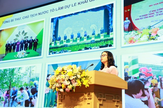 GS.TS.NGƯT. Nguyễn Thị Lan - Bí thư Đảng uỷ, Giám đốc Học viện, Đại biểu Quốc hội trình bày diễn văn kỷ niệm Ngày Nhà giáo Việt Nam