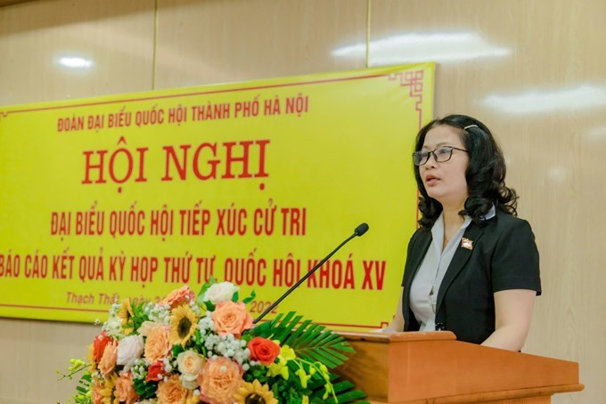 Đại biểu Quốc hội Nguyễn Thị Lan phát biểu tại Hội nghị Đại biểu Quốc hội tiếp xúc cử tri báo cáo kết quả kỳ họp thứ tư, Quốc hội khóa XV