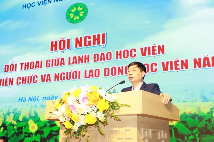 TS. Nguyễn Thanh Hải - TrưởngBan Quản lý đào tạo trả lời các câu hỏi liên quan đến lĩnh vực đào tạo