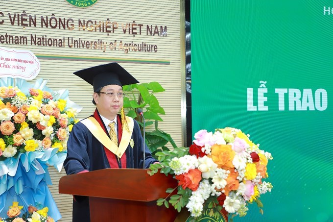 TS. Lưu Ngọc Lương - Ngành Kinh tế phát triển phát biểu tại buổi lễ