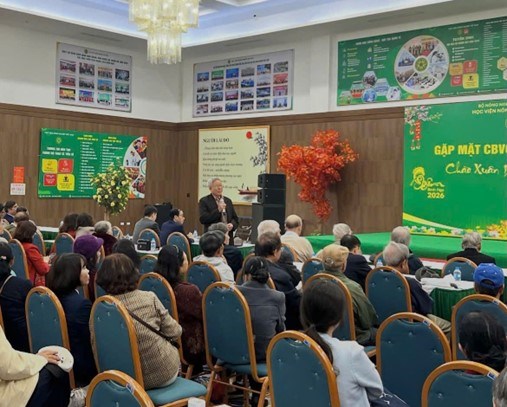 PGS. TS. Phạm Ngọc Thụy: 