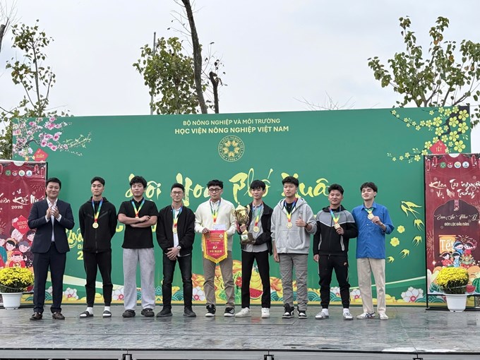 Vinh danh các nhà vô địch FONRE CUP 2025 – Những 