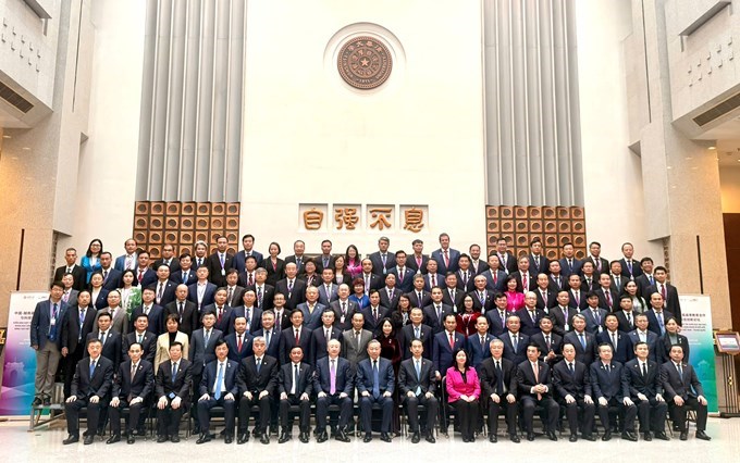 Giám đốc Nguyễn Thị Lan tham dự Diễn đàn hợp tác giáo dục đại học, khoa học công nghệ và đổi mới sáng tạo Việt Nam – Trung Quốc