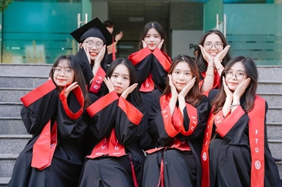 Sứ mạng đại học trong kỷ nguyên mới Từ sáng tạo tri thức, tự chủ quản trị đến kiến tạo giá trị xã hội