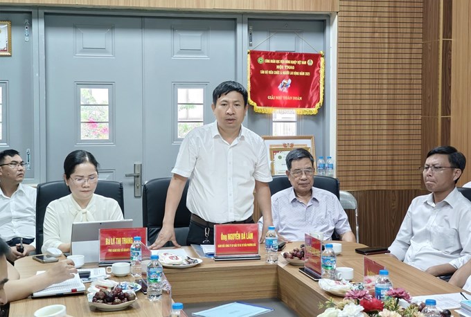 Ông Nguyễn Bá Lâm, Giám đốc Công ty Cổ phần Đầu tư và Tư vấn Phương Bắc chia sẻ tại lễ tổng kết