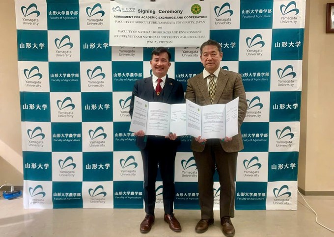 Lễ ký kết biên bản hợp tác với Khoa Nông nghiệp Trường Đại học Yamagata, Nhật Bản