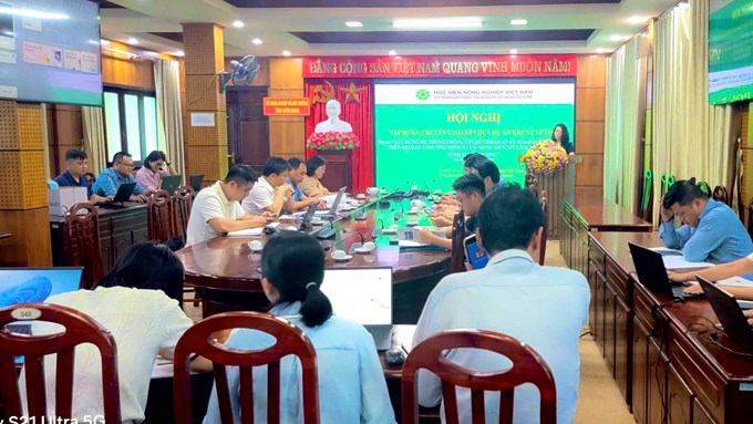Đồng chí Nguyễn Thị Thanh Thủy, Phó Giám đốc Sở Nông nghiệp và Môi trường phát biểu khai mạc Hội nghị