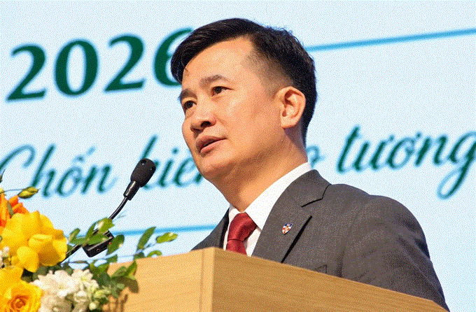 PGS.TS. Trần Trọng Phương, Trưởng Khoa Tài nguyên và Môi trường phát biểu tại buổi lễ. Ảnh: Mai Đan.