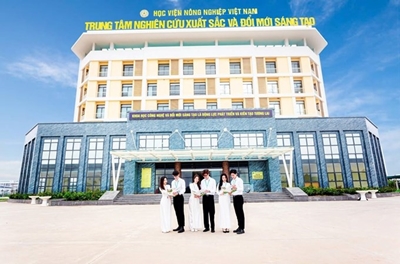 Học viện Nông nghiệp Việt Nam 70 năm vun đắp tri thức, kiến tạo tương lai