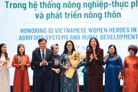 GS TS Nguyễn Thị Lan được tôn vinh vì đóng góp cho nông nghiệp bền vững