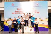 Đội tuyển Cờ vua cán bộ, sinh viên Học viện Nông nghiệp Việt Nam đạt giải cao khi tham gia giải đấu tại Trường Đại học Xây dựng Hà Nội