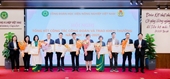 Công đoàn Học viện Nông nghiệp Việt Nam vinh dự đón nhận Bằng khen của Tổng Liên đoàn Lao động Việt Nam
