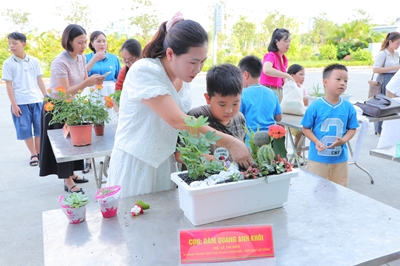 GIA ĐÌNH SỐNG XANH 2026 – CÙNG GIA ĐÌNH VNUA LAN TỎA TRÁCH NHIỆM VỚI MÔI TRƯỜNG