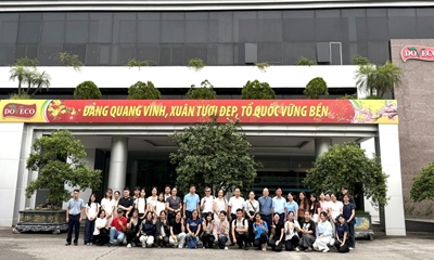 Đoàn học viên khóa tập huấn Chuỗi giá trị thực phẩm 2026 tham quan thực tế tại DOVECO – doanh nghiệp sản xuất thực phẩm 70 năm tuổi của Việt Nam