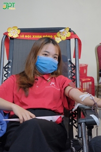 Nữ sinh Học viện Nông nghiệp Việt Nam Hết mình với công tác vận động hiến máu