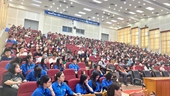 Khoa Du lịch và Ngoại ngữ tổ chức Tuần sinh hoạt công dân, sinh viên