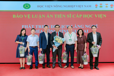 Bảo vệ luận án tiến sĩ cấp học viện cho nghiên cứu sinh Đặng Thành Thức