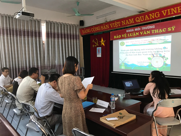 TS. Phạm Châu Thùy đọc nhận xét luận văn Thạc sĩ TS. Phạm Châu Thùy đọc nhận xét luận văn Thạc sĩ