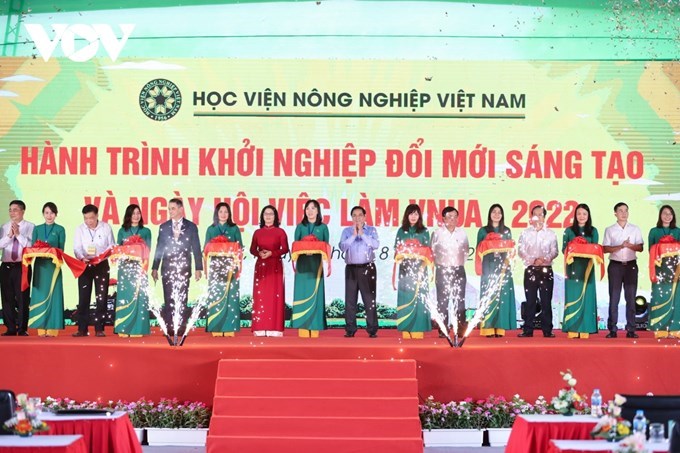 Thủ tướng Phạm Minh Chính Thủ tướng Phạm Minh Chính