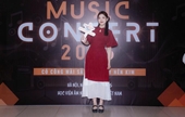 Từ giảng đường đến sân khấu nghệ thuật Câu chuyện học song bằng của nữ sinh VNUA