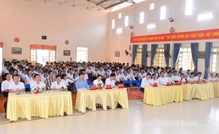Giúp học sinh sớm định hình con đường nghề nghiệp
