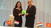 Vietnam National University of Agriculture strengthens cooperation with Dutch partners