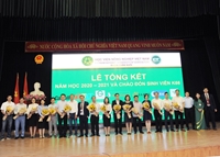 Khoa chăn nuôi tổ chức lễ tổng kết năm học và chào đón sinh viên K66