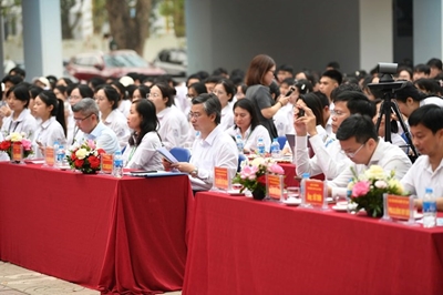 Giúp học sinh sớm định hình con đường nghề nghiệp