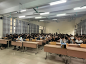 Bộ môn Chăn nuôi chuyên khoa tập huấn Thực tập giáo trình cho sinh viên khóa 68