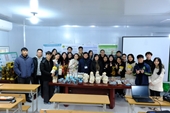 Báo cáo và trưng bày sản phẩm đồ án sinh viên ngành công nghệ sinh học nấm ăn, nấm dược liệu