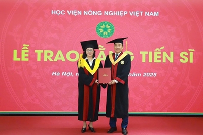 Hành trình vượt thử thách của những ‘sứ giả tri thức’ từ Học viện Nông nghiệp Việt Nam